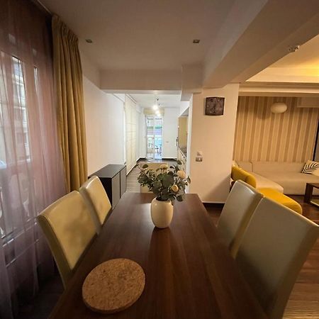 Large 2 Bedroom Apartment Soseaua Nordului Bukares Bagian luar foto