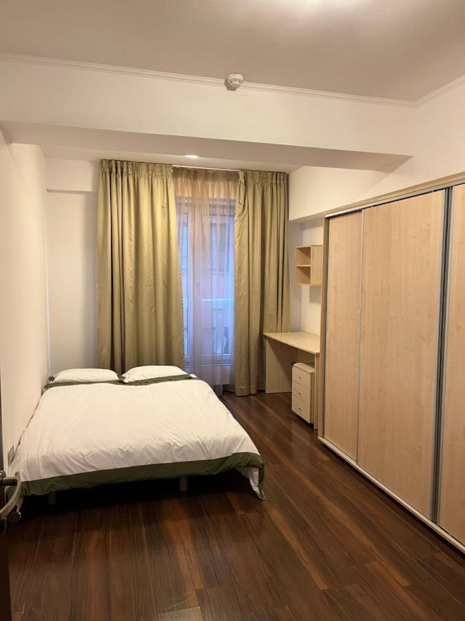 Large 2 Bedroom Apartment Soseaua Nordului Bukares Bagian luar foto