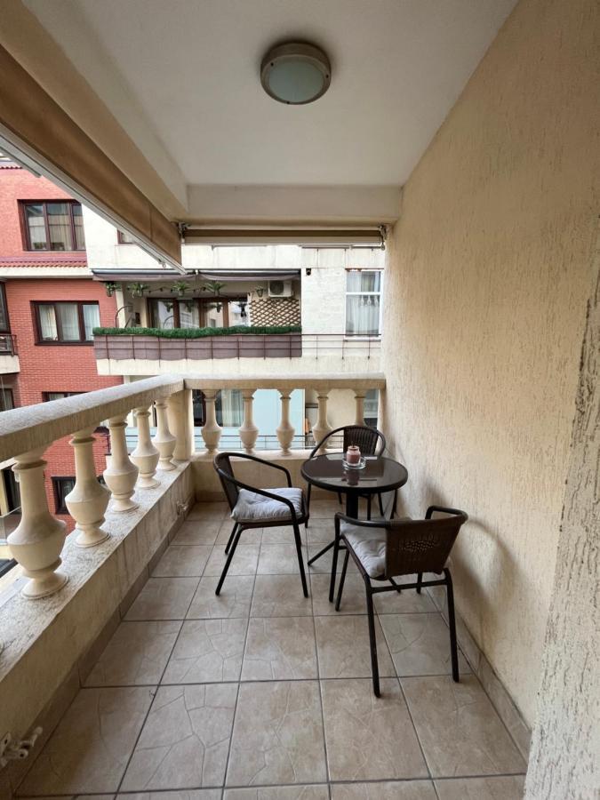 Large 2 Bedroom Apartment Soseaua Nordului Bukares Bagian luar foto