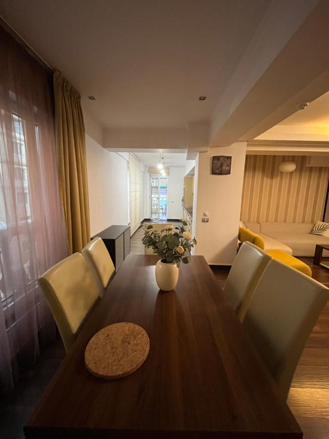 Large 2 Bedroom Apartment Soseaua Nordului Bukares Bagian luar foto